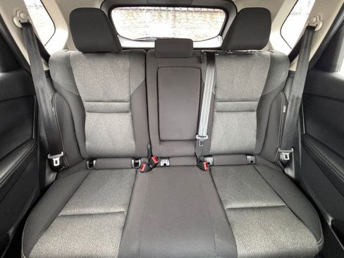 Used 2025 Nissan Rogue SV image 40