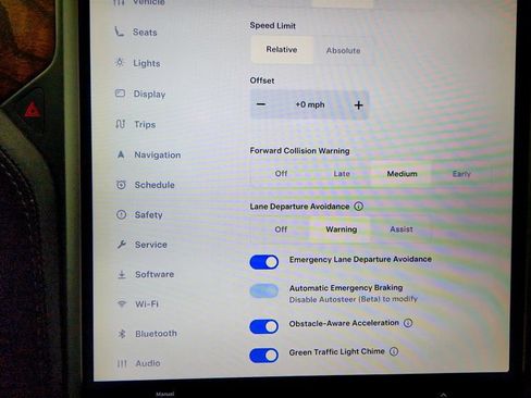 Used 2018 Tesla Model X 100D image 23