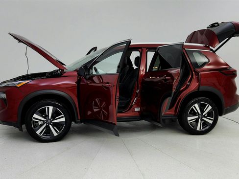 Used 2024 Nissan Rogue SL w/ SL Premium Package image 22