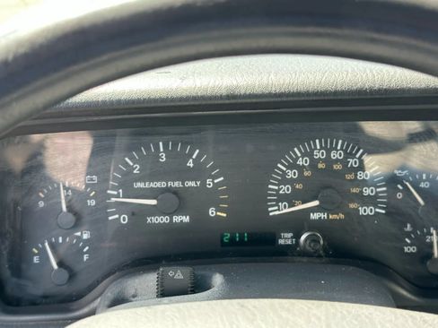 Used 1998 Jeep Cherokee 2WD 4-door image 16