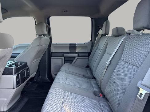 Used 2017 Ford F150 XLT w/ Trailer Tow Package image 17