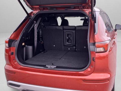 Used 2023 Mitsubishi Outlander SEL image 25