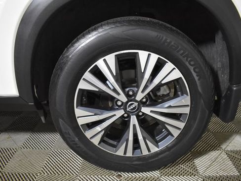 Used 2022 Nissan Rogue SV AWD/4WD image 38