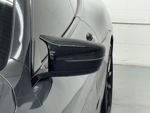 Used 2023 BMW M850i xDrive Coupe image 11