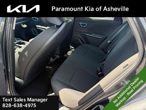 New 2026 Kia K4 FWD image 20