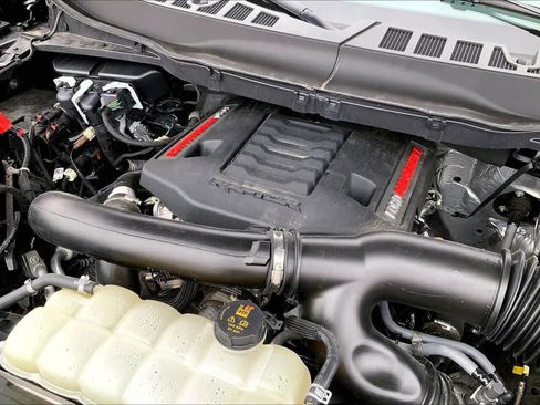 Used 2025 Ford F150 Raptor AWD/4WD image 35