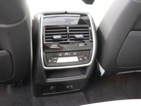 Certified 2026 BMW X5 sDrive40i image 32