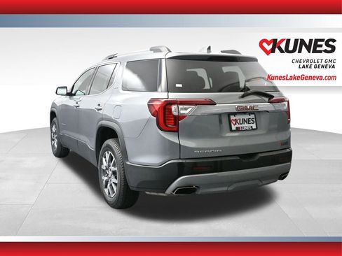 Used 2023 GMC Acadia SLT image 9