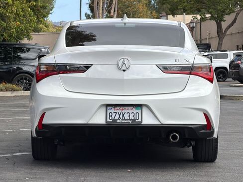Used 2022 Acura ILX w/ Premium Package FWD image 7