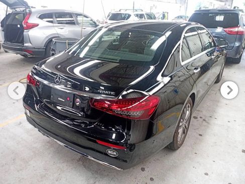 Used 2022 Mercedes-Benz E 350 4MATIC Sedan image 4