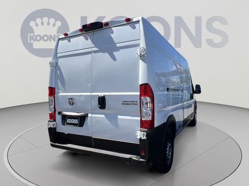 Used 2025 RAM ProMaster 2500 w/ Convenience Group FWD image 7