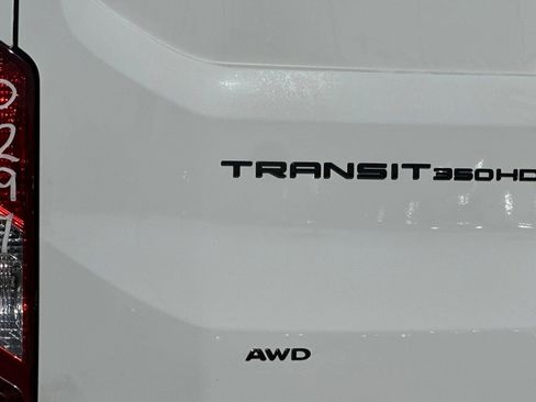 New 2026 Ford Transit 350 148 Medium Roof AWD image 22