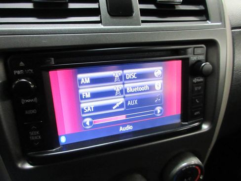 Used 2013 Toyota Corolla S Special Edition image 20