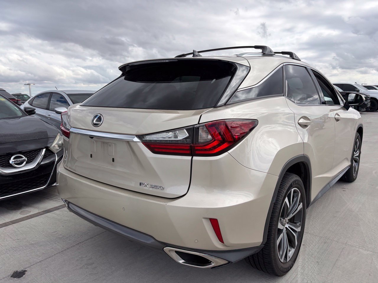 Used 2016 Lexus RX 350 FWD w/ Premium Package image 4