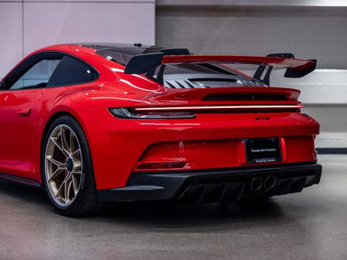 Certified 2024 Porsche 911 GT3 RWD image 28