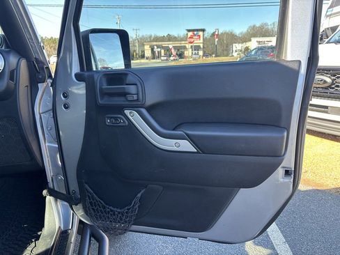 Used 2014 Jeep Wrangler Unlimited Sahara w/ Connectivity Group image 25