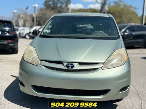 Used 2007 Toyota Sienna CE FWD image 1