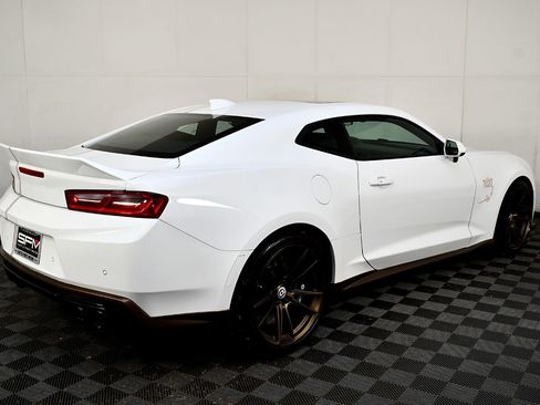 Used 2017 Chevrolet Camaro SS w/ LPO, Ground Effects Package image 7