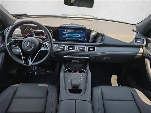 Used 2025 Mercedes-Benz GLE 350 4MATIC image 9