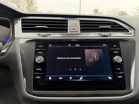 Used 2024 Volkswagen Tiguan Wolfsburg Edition image 24