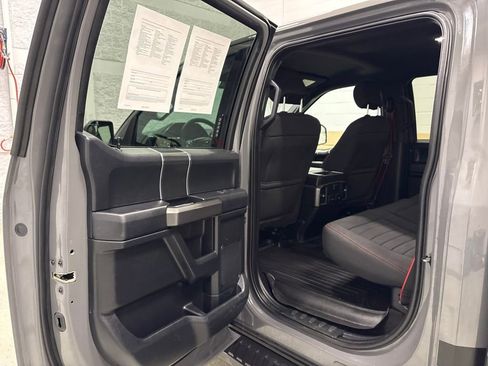 Used 2018 Ford F150 XLT w/ Equipment Group 302A Luxury AWD/4WD image 32