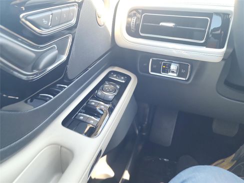 New 2026 Lincoln Aviator 2WD image 33