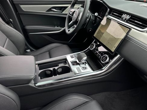 New 2024 Jaguar XF R-Dynamic SE image 14