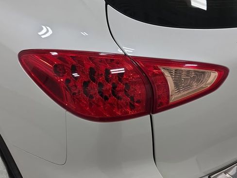 Used 2017 INFINITI QX50 AWD w/ Premium Package image 31