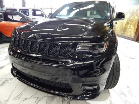 Used 2021 Jeep Grand Cherokee SRT w/ Trailer Tow Group IV image 5