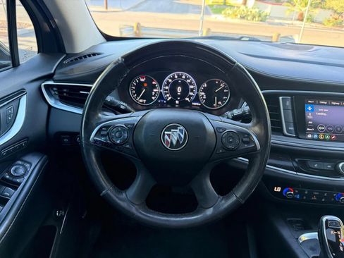 Used 2021 Buick Enclave Avenir w/ Avenir Technology Package FWD image 23