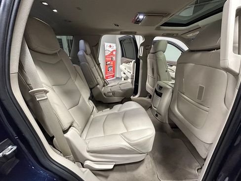 Used 2017 Cadillac Escalade Premium Luxury AWD/4WD image 48