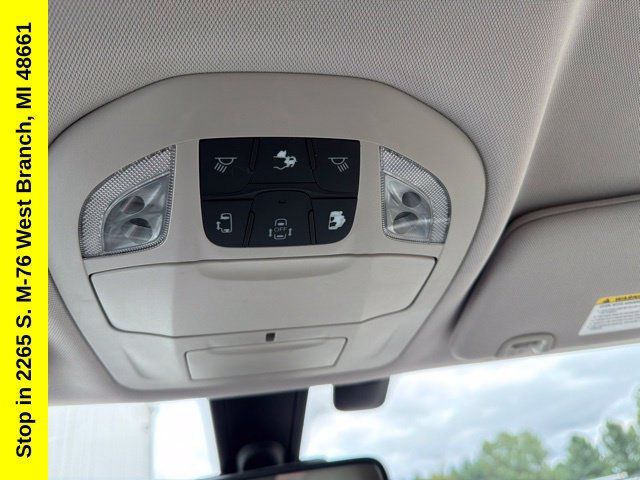 Used 2017 Chrysler Pacifica Touring-L Plus FWD image 53