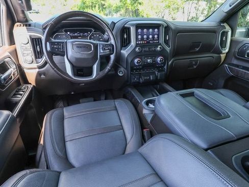 Used 2022 GMC Sierra 3500 Denali w/ Denali Ultimate Package AWD/4WD image 16