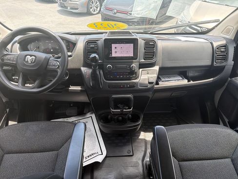 Used 2023 RAM ProMaster 3500 FWD image 6