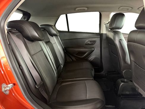 Used 2016 Chevrolet Trax LT w/ LT Convenience Package FWD image 18