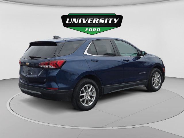 Used 2022 Chevrolet Equinox LT w/ Driver Convenience Package FWD image 3