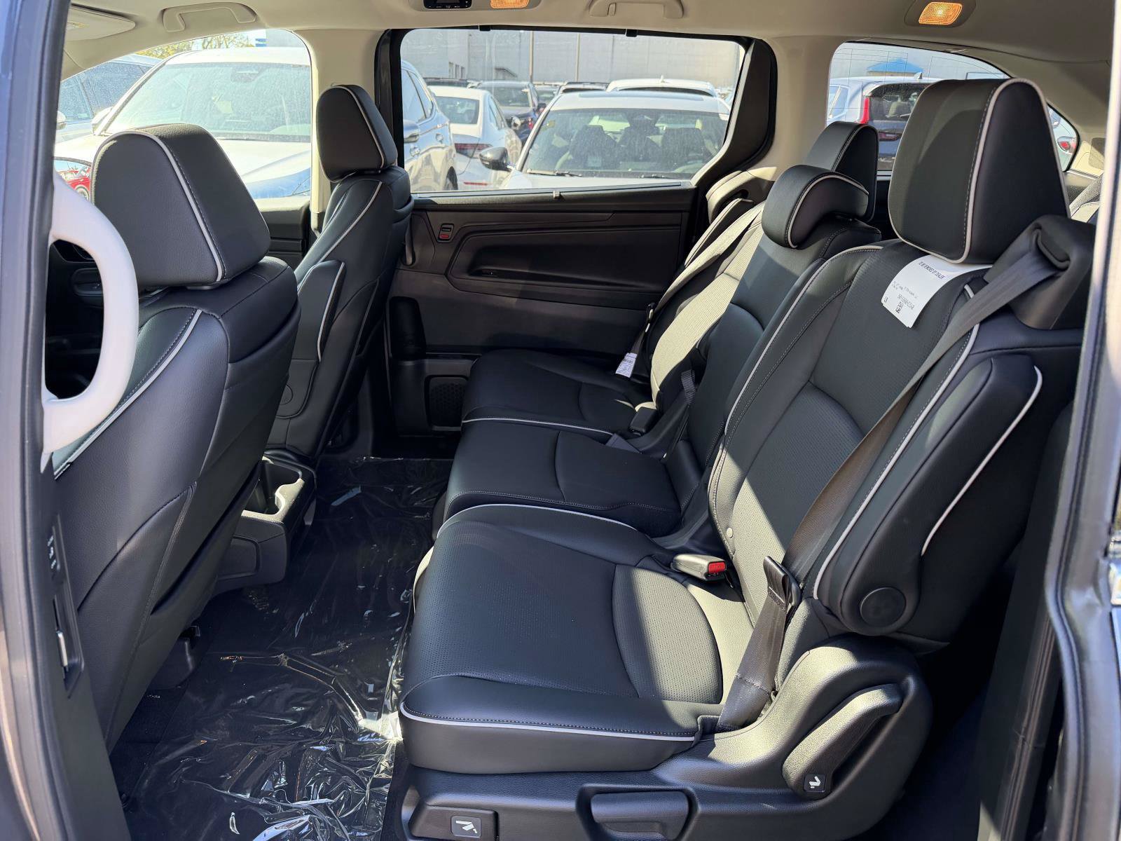 New 2027 Honda Odyssey Elite image 9