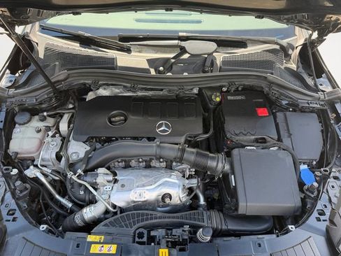 Used 2023 Mercedes-Benz GLA 250 4MATIC image 30
