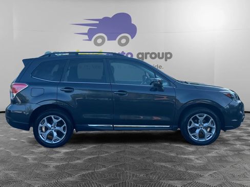 Used 2018 Subaru Forester 2.5i Touring AWD/4WD image 6