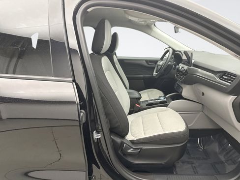 Used 2023 Ford Escape Active image 16