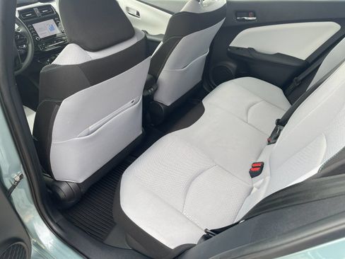 Used 2021 Toyota Prius LE FWD image 13