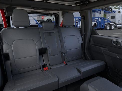 New 2026 Ford Bronco Badlands w/ Sasquatch Package image 12