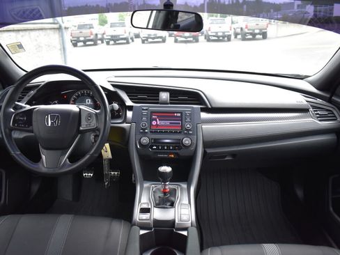 Used 2017 Honda Civic Sport image 26