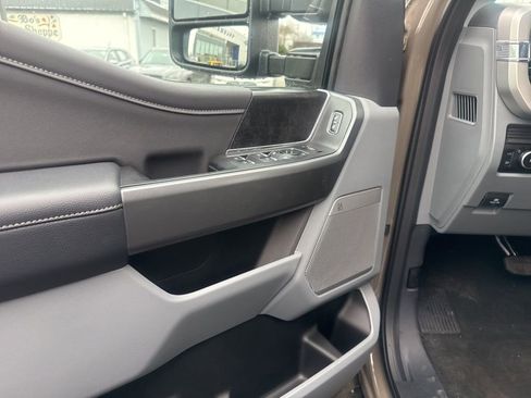 New 2026 Ford F350 XLT w/ XLT Premium Package image 9