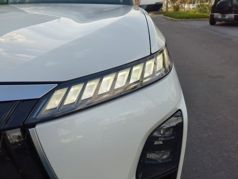 New 2026 INFINITI QX80 Luxe image 9