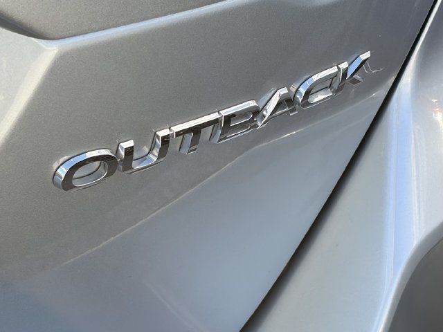 Used 2022 Subaru Outback Premium AWD/4WD image 9