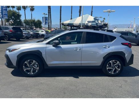 Certified 2026 Subaru Crosstrek 2.5i Premium AWD/4WD image 2