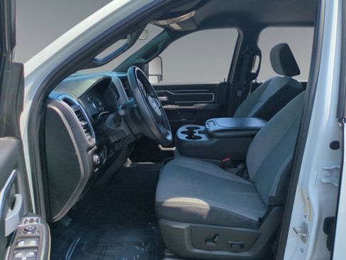 Used 2024 RAM 2500 Big Horn image 11