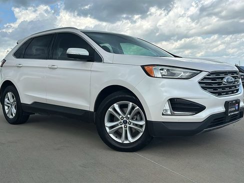 Used 2019 Ford Edge SEL w/ Equipment Group 201A FWD image 5