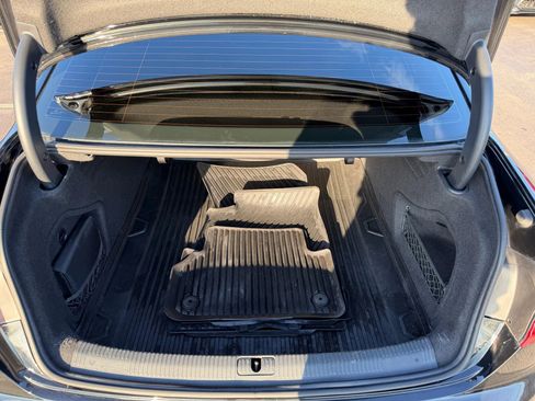 Used 2017 Audi A4 2.0T Ultra Premium w/ Convenience Package image 37